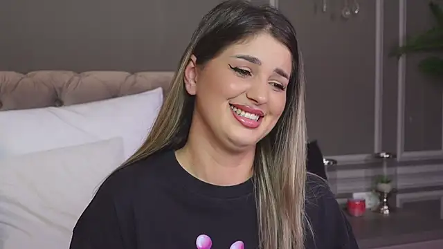 AnnieStylesx online show from January 8, 2025, 10:37 am