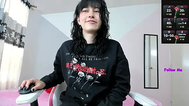 Camcrush   online show from February 1, 2025, 2:34 pm