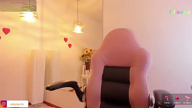 Missbrave1 online show from February 19, 2025, 8:10 pm