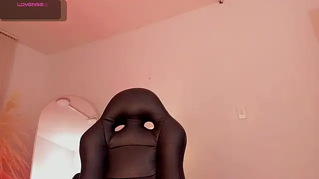 Missbrave1 online show from September 11, 2025, 7:25 pm