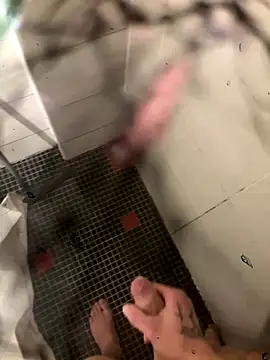 lescro95  online show from November 14, 2025, 12:59 pm