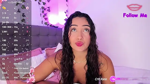 charlotte james0 online show from February 12, 2025, 12:48 am