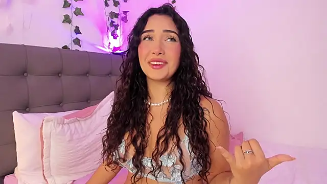 charlotte james0 online show from March 3, 2025, 1:31 am