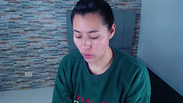  joy yva online show from October 9, 2025, 6:50 pm