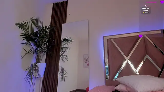 Eimyaniston cute online show from February 22, 2025, 1:46 pm