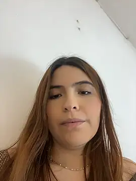 Eimyaniston cute online show from April 19, 2026, 4:50 pm