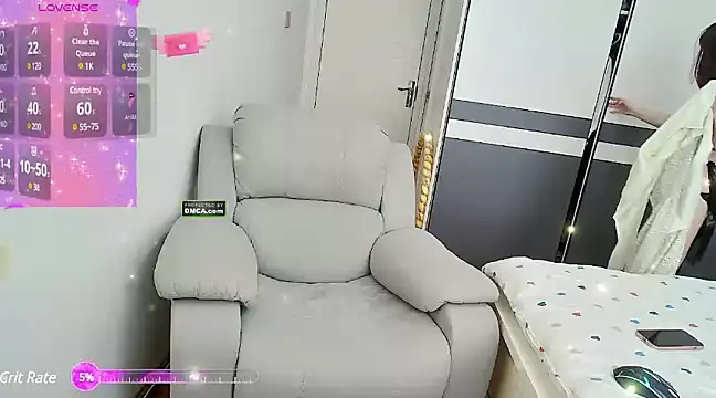 CN-Shanshan online show from March 21, 2025, 4:06 am