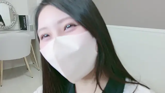 Snapshot of yuki_room chatting on May 26, 2026, 1:18 pm yuki room online show from May 26, 2026, 1:18 pm