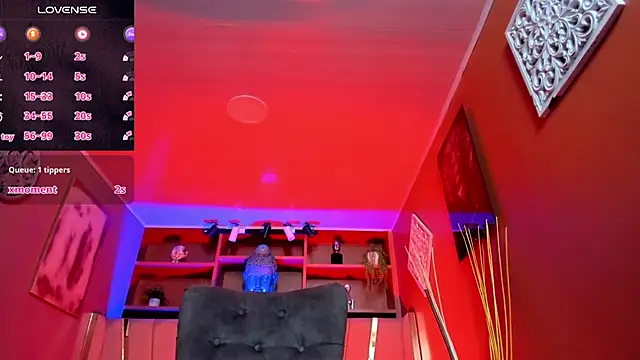 Lucy Williiams online show from November 7, 2025, 11:43 am