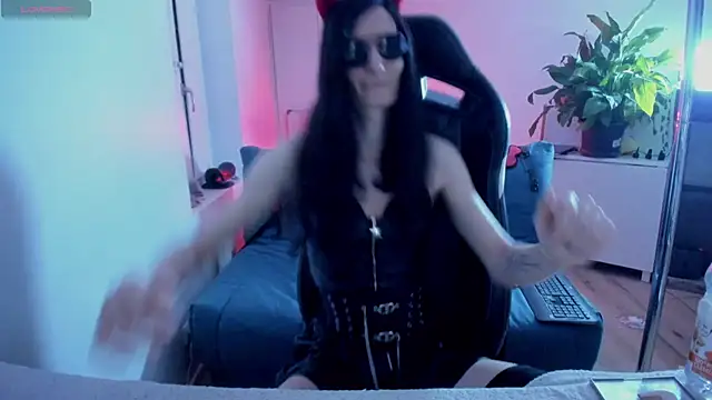 CeriseLapine online show from March 11, 2025, 8:09 pm