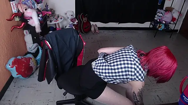 MissMiia2 online show from February 13, 2025, 3:46 pm