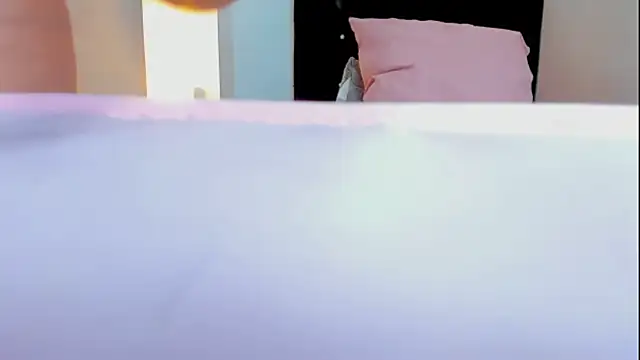 kathyajhonss online show from October 29, 2025, 11:06 pm