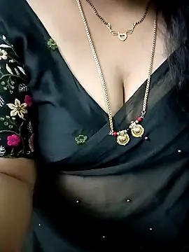 Snapshot of your-sameera chatting on January 18, 2025, 11:43 am your-sameera online show from January 18, 2025, 11:43 am