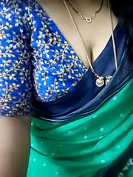 Snapshot of your-sameera chatting on January 19, 2025, 2:25 am your-sameera online show from January 19, 2025, 2:25 am