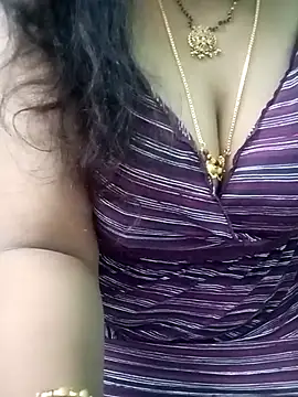 Snapshot of your-sameera chatting on March 9, 2025, 5:06 pm your-sameera online show from March 9, 2025, 5:06 pm