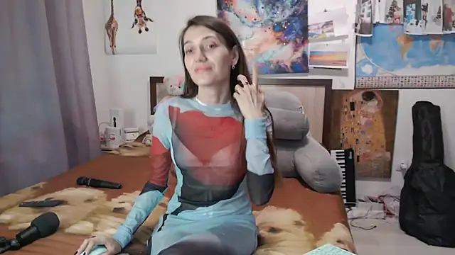 Snapshot of Iren chatting on February 21, 2025, 8:49 pm Iren online show from February 21, 2025, 8:49 pm