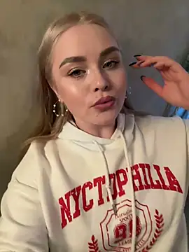 April Vance online show from December 20, 2024, 6:40 am