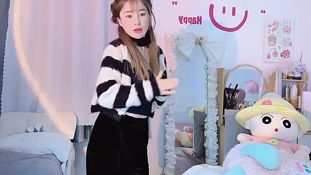 Carly 1 online show from December 18, 2024, 3:33 pm