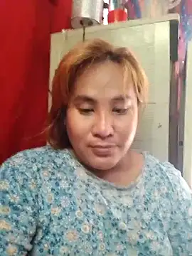 UrAmazingCassy online show from October 2, 2025, 3:02 am