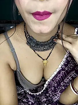 Diamond queeen online show from January 25, 2025, 11:32 pm