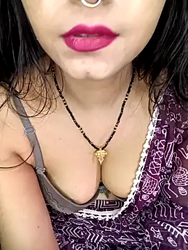 Diamond queeen online show from January 31, 2025, 11:03 pm