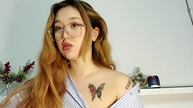 Jennatyan online show from November 28, 2025, 4:20 pm