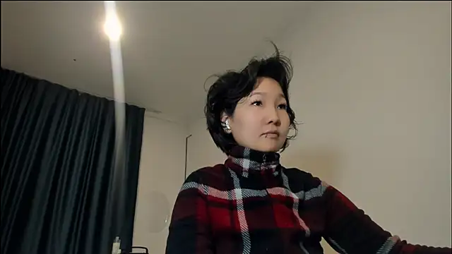 Snapshot of himeros_goddess chatting on December 10, 2024, 6:06 pm himeros goddess online show from December 10, 2024, 6:06 pm