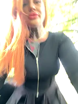 krysstal003 online show from October 26, 2025, 10:43 am