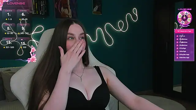 Snapshot of katie_taylorr chatting on July 18, 2026, 9:18 pm katie taylorr online show from July 18, 2026, 9:18 pm