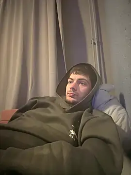 Snapshot of youssef00711 chatting on February 24, 2025, 9:09 pm youssef00711 online show from February 24, 2025, 9:09 pm