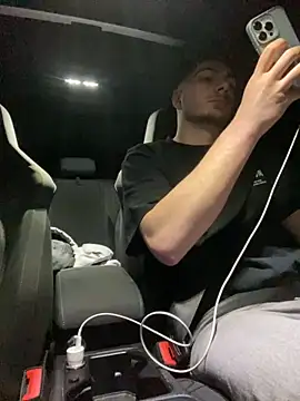 Snapshot of youssef00711 chatting on March 5, 2025, 8:00 pm youssef00711 online show from March 5, 2025, 8:00 pm