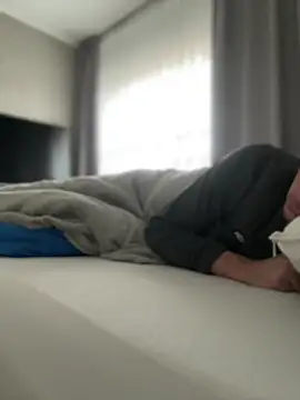 Snapshot of youssef00711 chatting on December 21, 2025, 10:00 am youssef00711 online show from December 21, 2025, 10:00 am