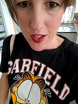 Hexe12346 online show from March 12, 2025, 7:46 am