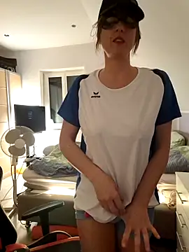 Hexe12346 online show from November 20, 2025, 7:24 pm