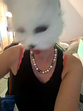 Hexe12346 online show from July 13, 2026, 2:53 pm