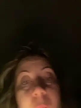 Lyannabuena69 online show from December 9, 2024, 6:12 am