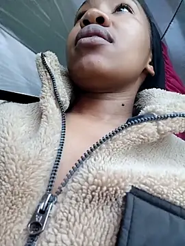 CocoSexyBabe online show from February 18, 2025, 5:09 am