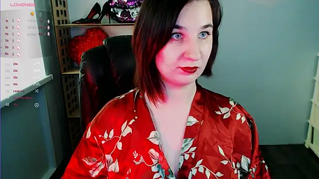 Snapshot of Goddess_Sophie chatting on February 12, 2025, 8:59 am Goddess Sophie online show from February 12, 2025, 8:59 am