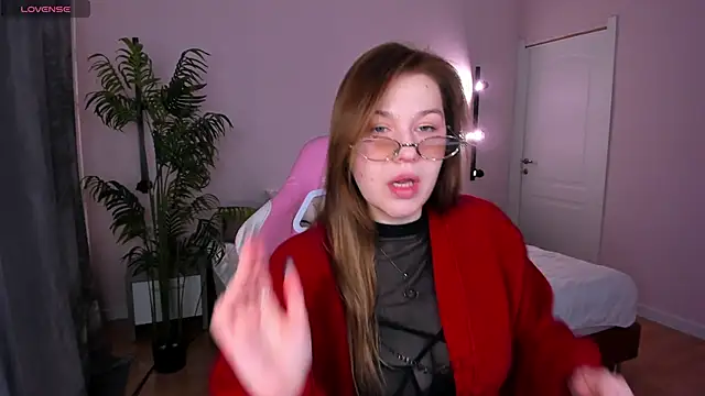 Colleen Blake online show from December 2, 2025, 4:57 pm