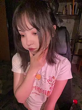 lalallalalaa- online show from February 19, 2026, 1:07 pm