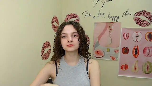  SusieSu  online show from February 1, 2025, 7:15 am