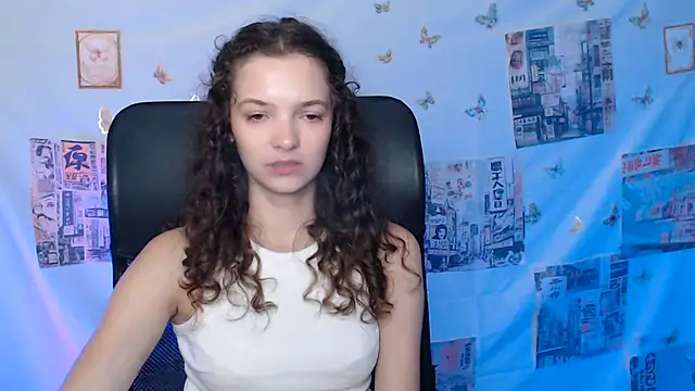  SusieSu  online show from July 28, 2026, 6:09 am