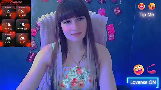 Snapshot of Violla_My chatting on May 9, 2026, 5:34 am Violla My online show from May 9, 2026, 5:34 am