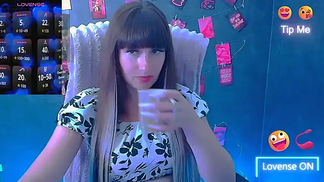 Snapshot of Violla_My chatting on July 1, 2026, 5:53 am Violla My online show from July 1, 2026, 5:53 am