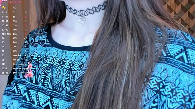 EvaBradley online show from December 7, 2024, 3:52 pm