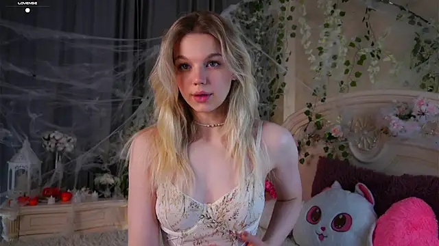 EdlinAlliston online show from November 2, 2025, 1:35 pm