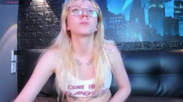 Cloe five online show from January 16, 2026, 12:31 pm