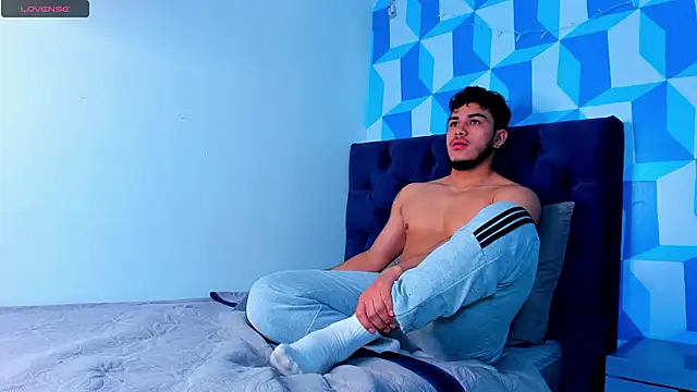 jeisonstark online show from March 6, 2025, 5:43 pm