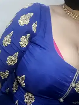 Snapshot of Anamika_Kapoor chatting on January 24, 2025, 10:41 pm Anamika Kapoor online show from January 24, 2025, 10:41 pm