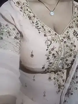 Snapshot of Anamika_Kapoor chatting on March 5, 2025, 10:32 pm Anamika Kapoor online show from March 5, 2025, 10:32 pm